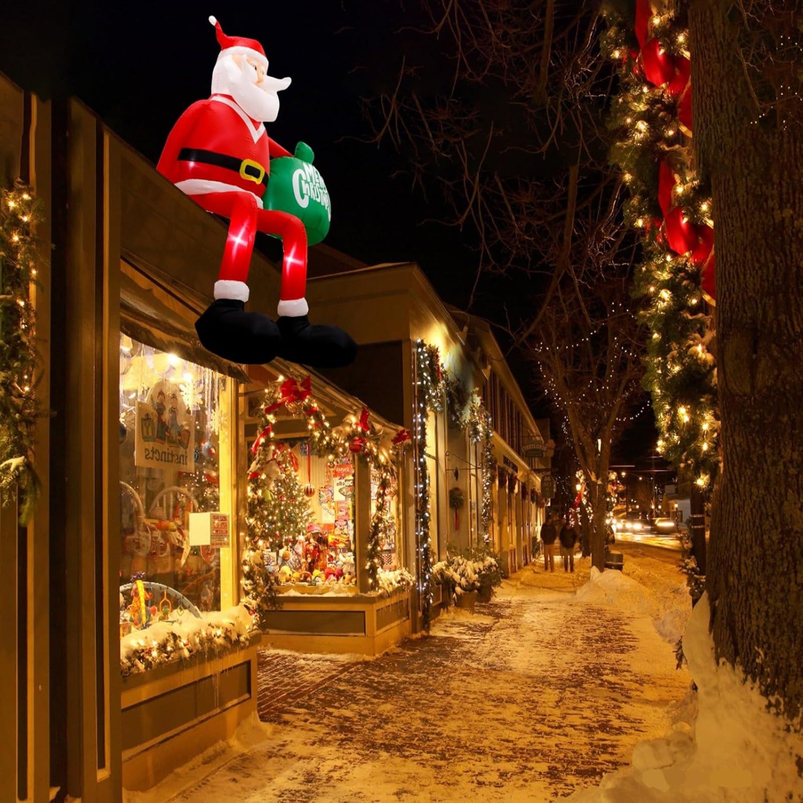 8FT Christmas Inflatable Climbing Santa with Built-in LED Lights, Large Outdoor Christmas Yard Decoration, Blow Up Holiday Decor for Indoor Outdoor Lawn Garden Party